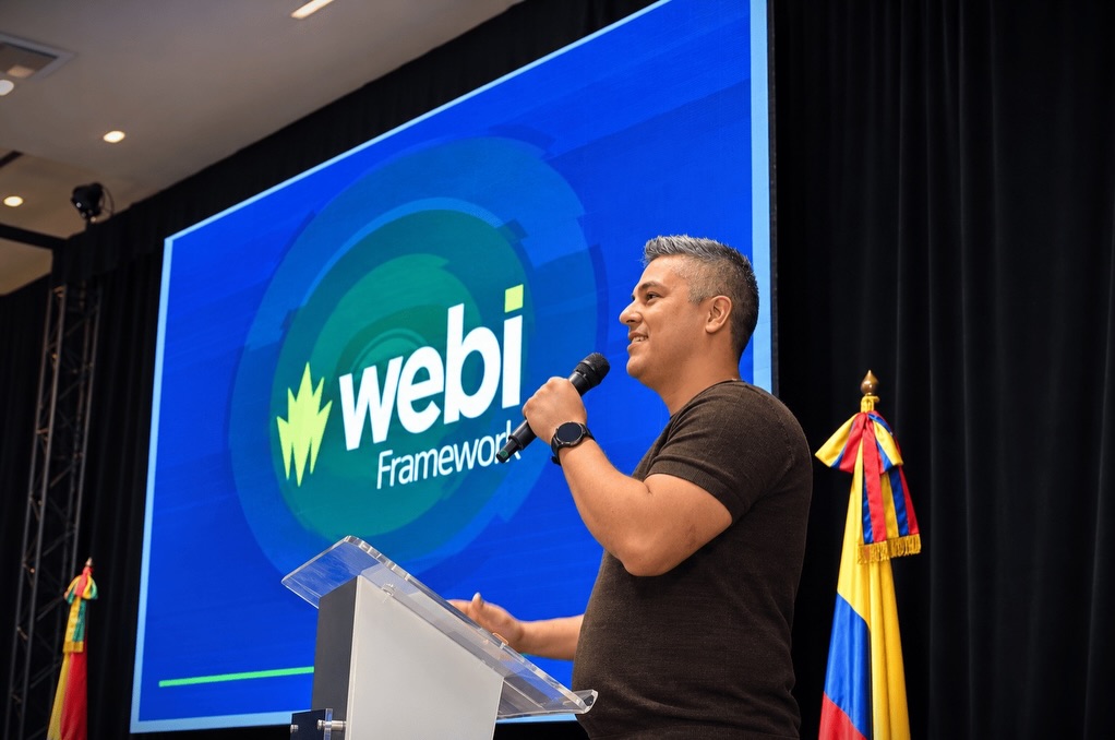 "Beyond the Prompt" talk by Webi Framework at Corporación Universitaria Latinoamericana, Barranquilla — photo 1